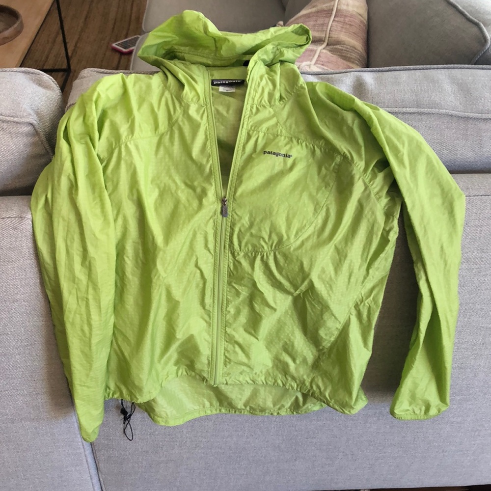 Patagonia light shell